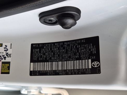 Used 2024 Toyota Corolla LE FWD image 23