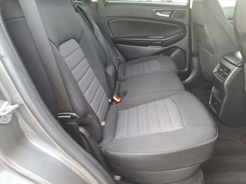 Certified 2023 Ford Edge SE image 14