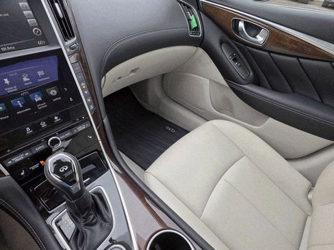 Used 2018 INFINITI Q50 Luxe w/ Essential Package (3.0T Luxe) image 20