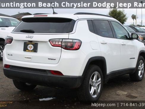 Used 2023 Jeep Compass Latitude image 5