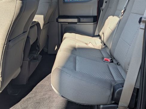 Used 2015 Ford F150 XLT w/ Equipment Group 302A Luxury image 21