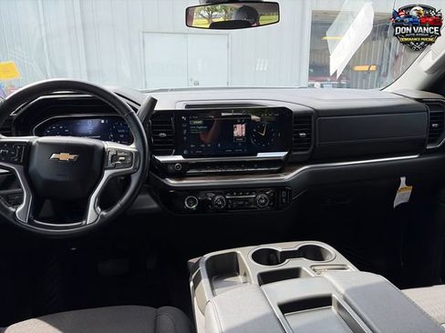 Used 2023 Chevrolet Silverado 1500 LT AWD/4WD image 12