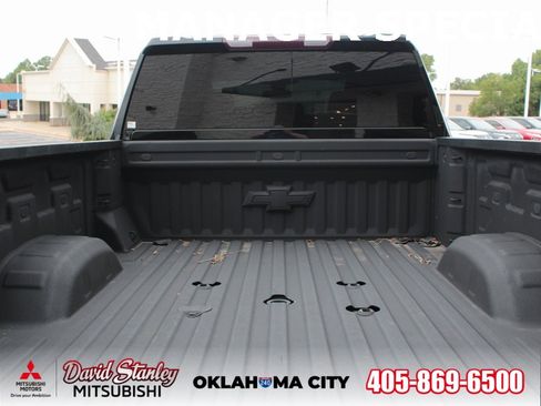 Used 2022 Chevrolet Silverado 2500 Custom w/ Gooseneck/5TH Wheel Package image 11