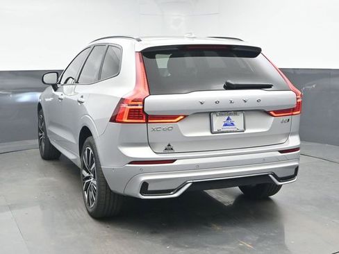 Used 2024 Volvo XC60 B5 Plus w/ Protection Package Premier image 7