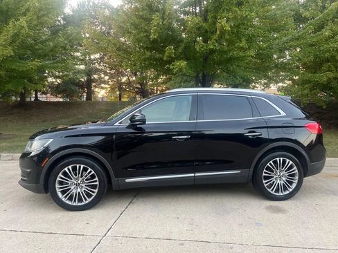 Used 2016 Lincoln MKX Reserve w/ Driver Assistance Package image 24
