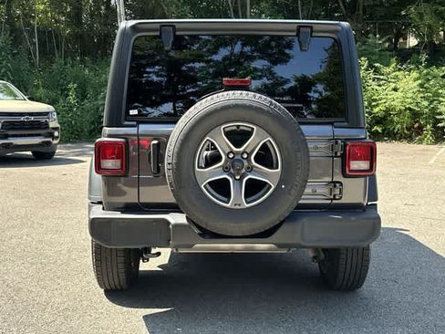 Used 2021 Jeep Wrangler Unlimited Sport AWD/4WD image 4