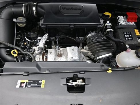 Used 2024 Jeep Compass Latitude image 28