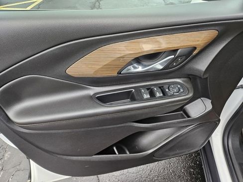 Used 2021 GMC Terrain SLE w/ LPO, Floor Liner Package image 18