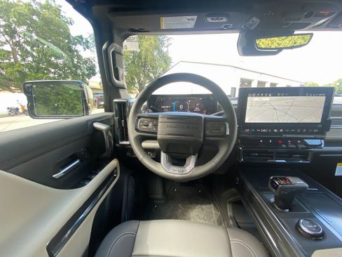 New 2026 GMC Hummer EV SUV image 15