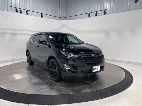 Used 2020 Chevrolet Equinox LT w/ Midnight Edition image 10