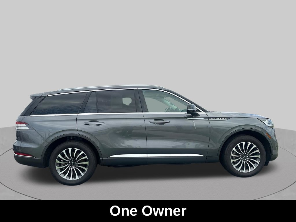 Used 2023 Lincoln Aviator Reserve AWD/4WD image 6