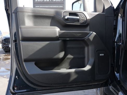 Used 2020 GMC Sierra 3500 AT4 w/ AT4 Premium Package AWD/4WD image 14