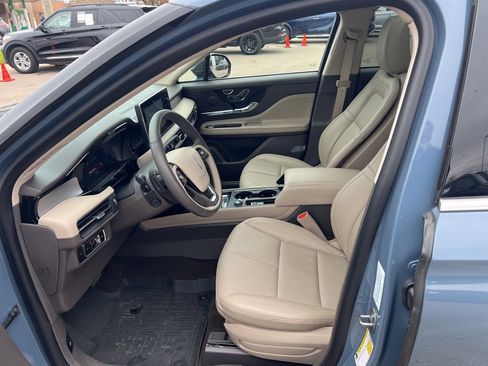 Certified 2024 Lincoln Corsair AWD w/ Equipment Group 101A image 10