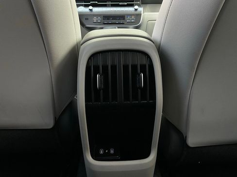 Used 2025 Hyundai Kona SEL image 13