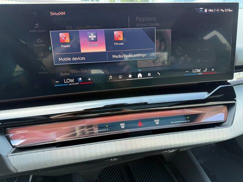 Certified 2026 BMW 550e xDrive AWD/4WD image 23