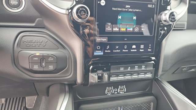 New 2026 RAM 2500 Big Horn AWD/4WD image 12