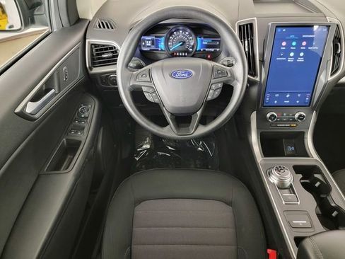 Used 2024 Ford Edge SE w/ Black Appearance Package AWD/4WD image 23