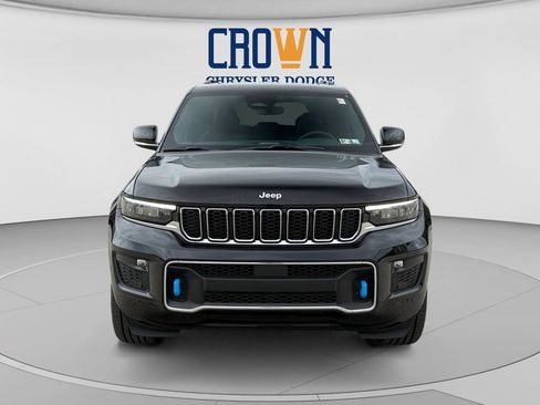 Used 2024 Jeep Grand Cherokee Overland AWD/4WD image 8