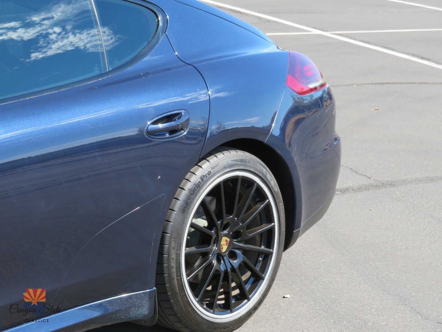 Used 2016 Porsche Panamera AWD/4WD image 16