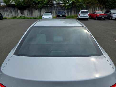 Used 2014 Toyota Corolla LE FWD image 11