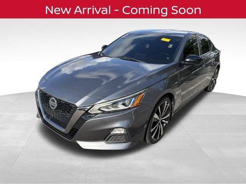 Certified 2019 Nissan Altima 2.5 SR FWD image 2