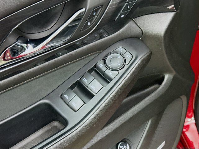 Used 2023 Chevrolet Traverse High Country w/ LPO, Floor Liner Package AWD/4WD image 19