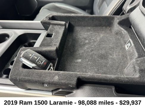 Used 2019 RAM 1500 Laramie image 22