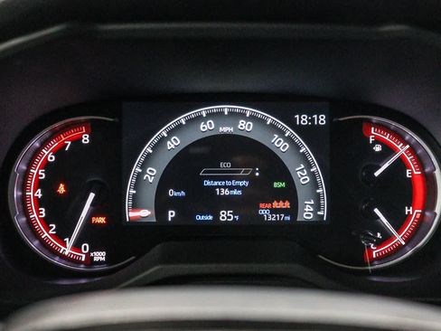 Certified 2025 Toyota RAV4 LE FWD image 24