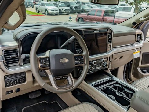 Used 2026 Ford F450 Platinum w/ Platinum Plus Package image 17