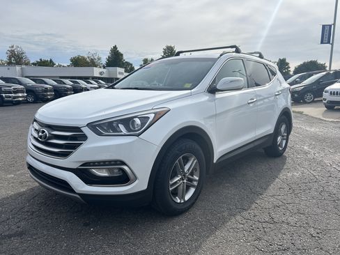 Used 2018 Hyundai Santa Fe Sport w/ 2.4L Value Package 02 AWD/4WD image 7
