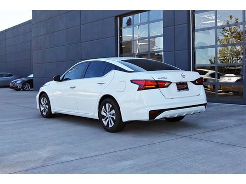 New 2024 Nissan Altima 2.5 S image 4