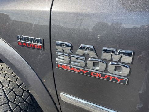 Used 2018 RAM 3500 Laramie image 3