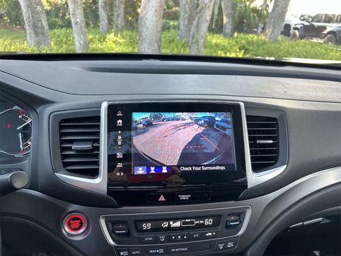 Used 2019 Honda Ridgeline RTL-T image 22