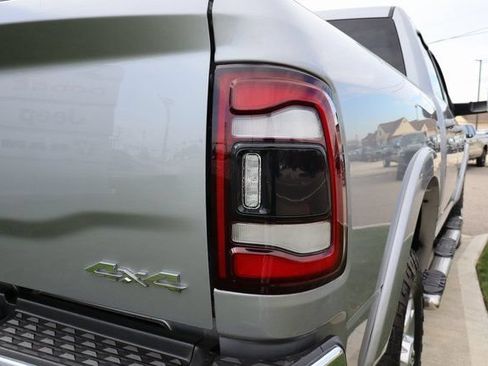 Used 2022 RAM 2500 Laramie AWD/4WD image 40