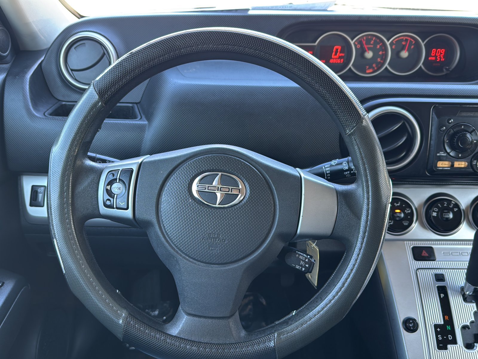 Used 2012 Scion xB FWD image 15
