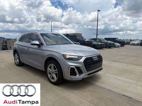 Used 2025 Audi Q5 e Premium AWD/4WD image 1