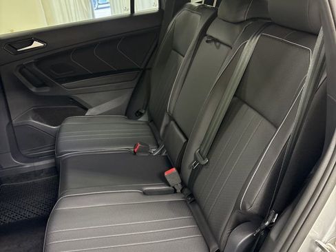 Used 2024 Volkswagen Tiguan SE R-Line AWD/4WD image 22