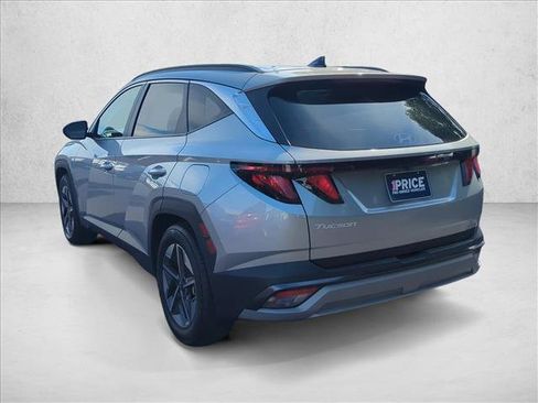 Used 2025 Hyundai Tucson SEL FWD image 8
