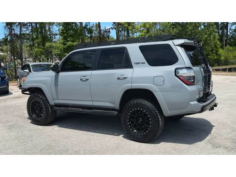 Used 2017 Toyota 4Runner TRD Pro AWD/4WD image 6