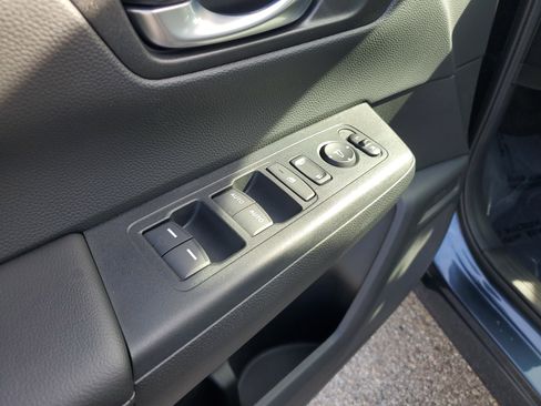 Certified 2025 Honda CR-V EX image 23