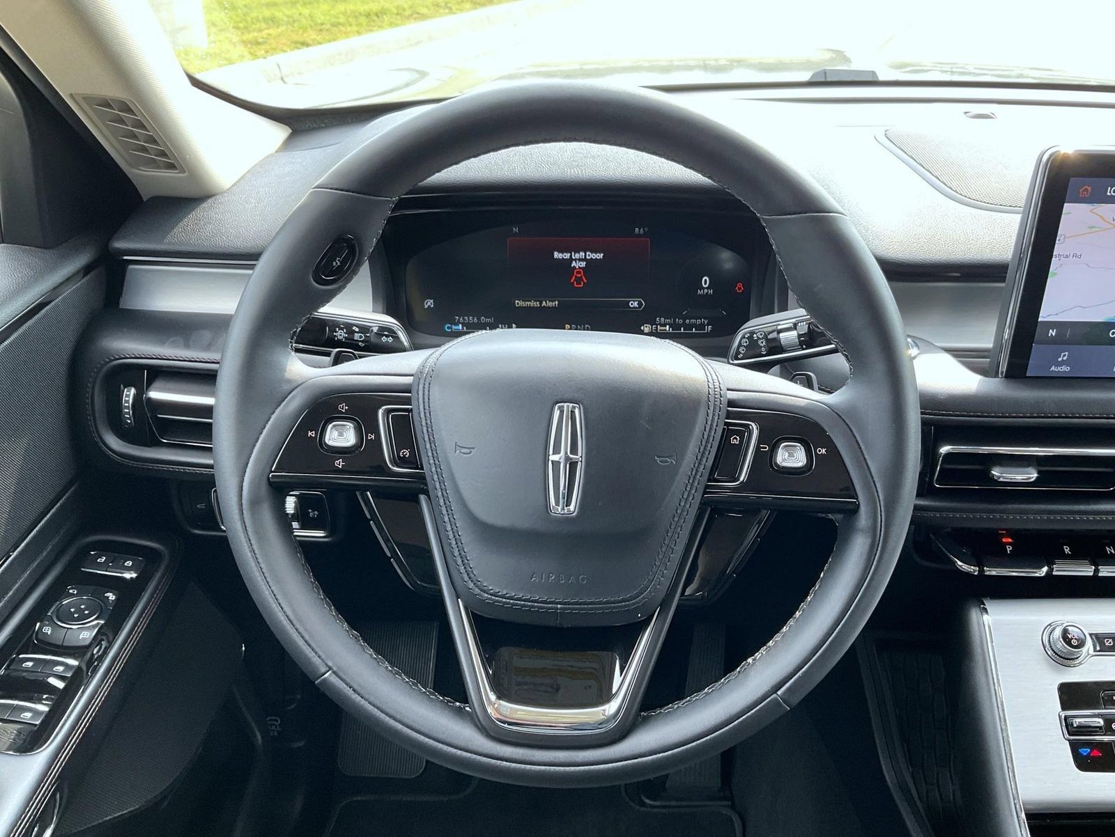 Certified 2023 Lincoln Aviator AWD image 13