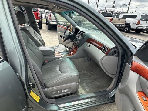 Used 2003 Lexus LS 430 RWD image 67