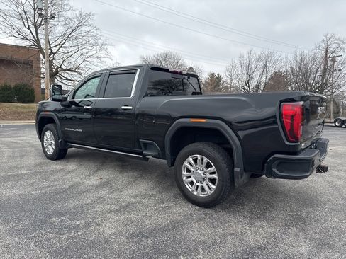 Used 2022 GMC Sierra 2500 Denali image 3