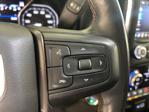 Used 2022 GMC Sierra 2500 AT4 w/ AT4 Premium Plus Package AWD/4WD image 16
