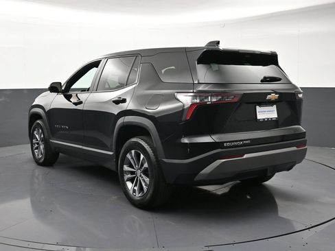 Certified 2025 Chevrolet Equinox LT w/ Safety and Technology Package AWD/4WD image 3