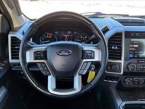 Used 2019 Ford F250 Lariat image 5