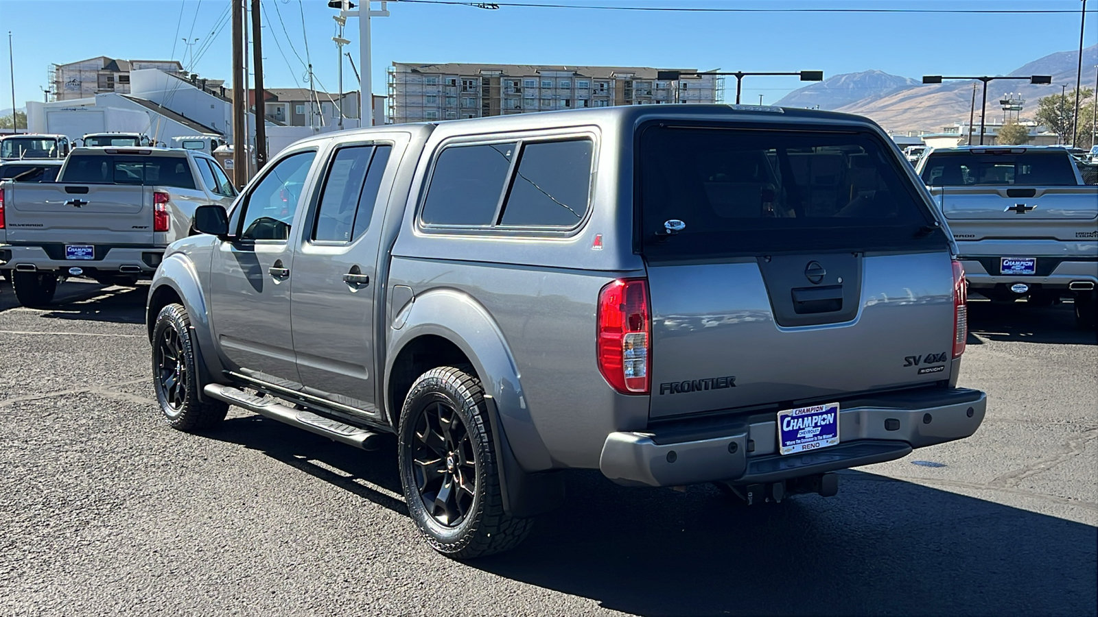 Used 2021 Nissan Frontier SV w/ Midnight Edition Floor Mats AWD/4WD image 7