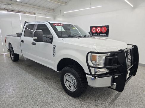 Used 2022 Ford F250 XL w/ Power Equipment Group image 1