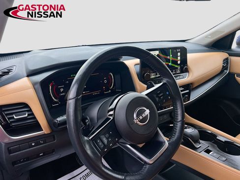 Used 2023 Nissan Rogue Platinum w/ Platinum Premium Package image 11