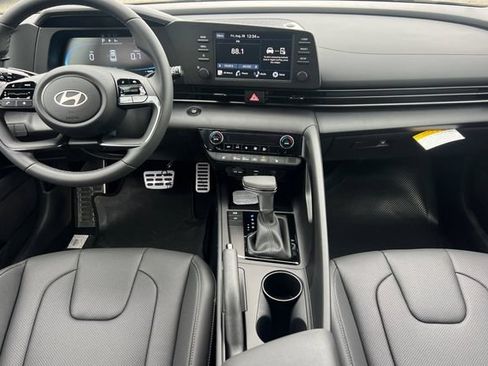 New 2026 Hyundai Elantra SEL Sport FWD image 12